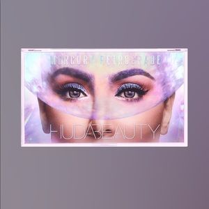 HUDA BEAUTY Mercury Retrograde Eyeshadow Palette